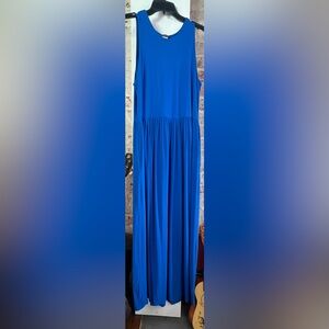 Venus Maxi Dress with pockets.